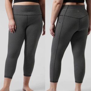 NWT Athleta Salutation Stash Textured II 7/8 Tight Size L Petite